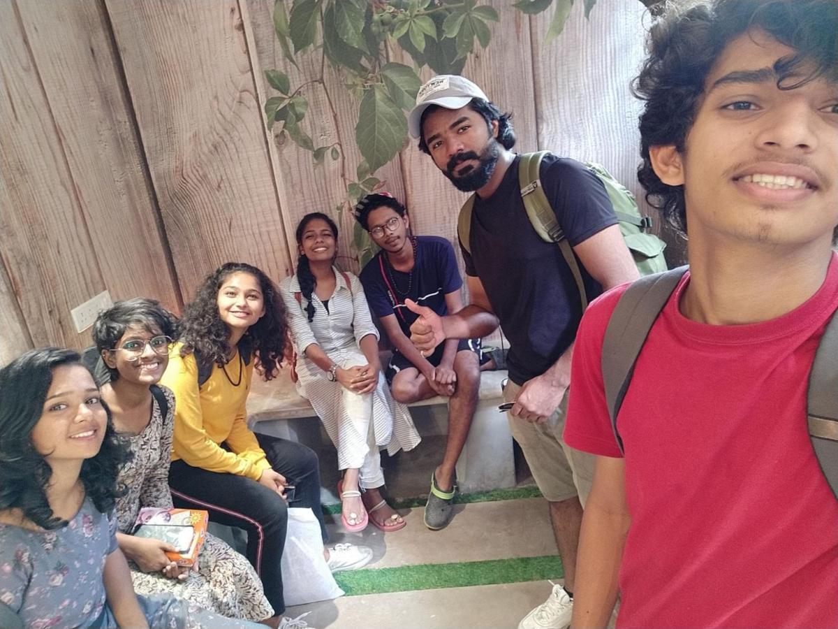 Banaras Hostel Kakarmatha Экстерьер фото